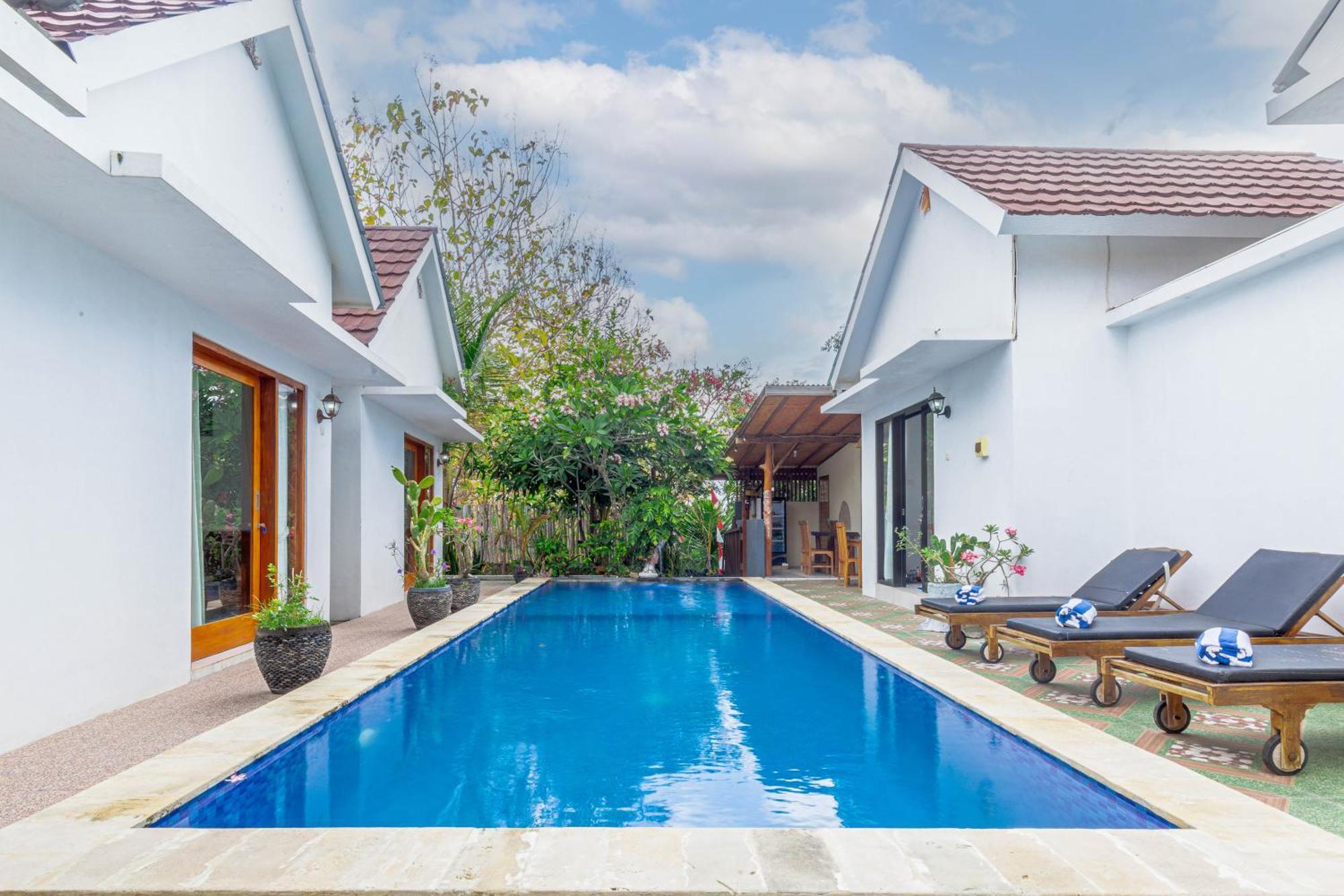 Lahi Villa Batununggul Buitenkant foto